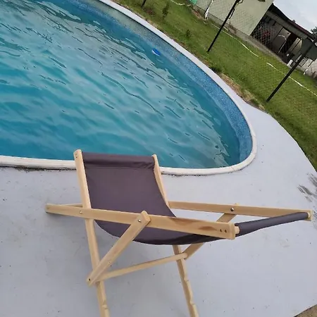 Lodge Pod Lasem